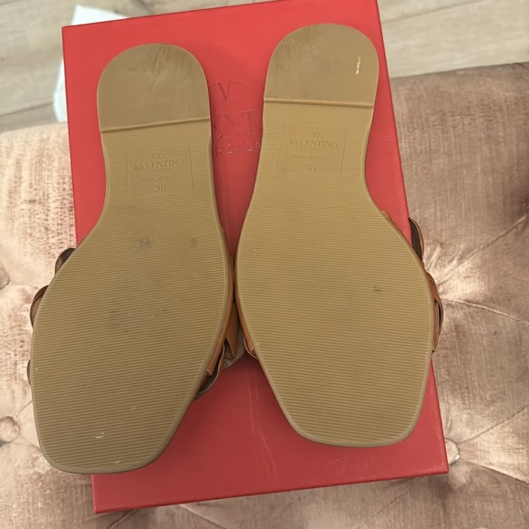 Valentino slides - Picture 4 of 6